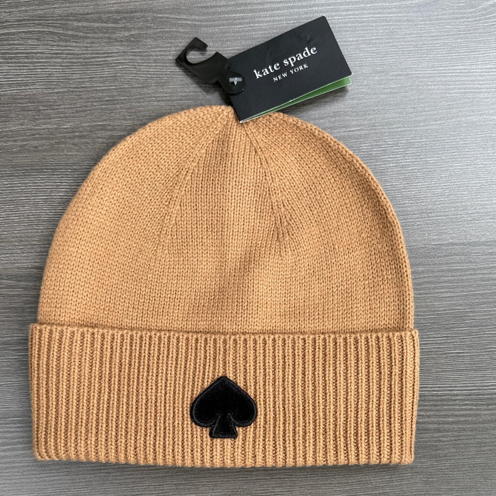 ♠️NWT Kate Spade Camel Knit Flocked Spade Beanie
